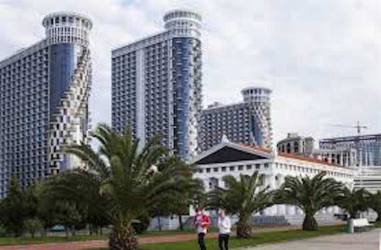 Aparthotel In Orbi Sea Towers Μπατούμι Εξωτερικό φωτογραφία