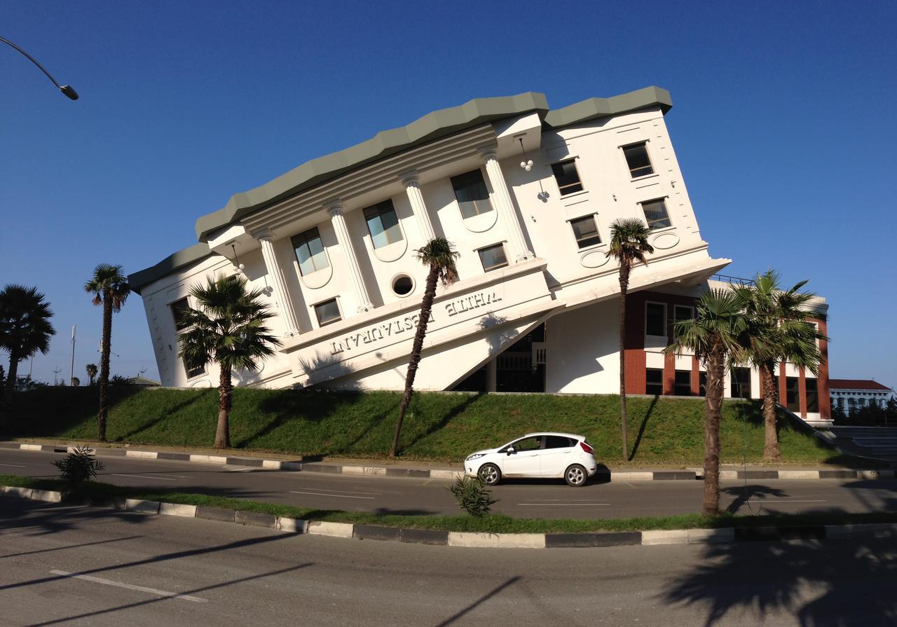 Aparthotel In Orbi Sea Towers Μπατούμι Εξωτερικό φωτογραφία