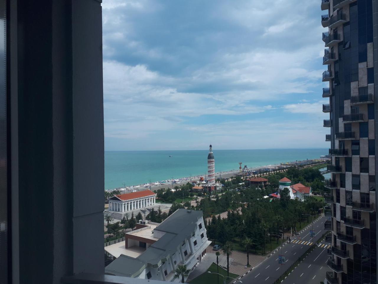 Aparthotel In Orbi Sea Towers Μπατούμι Εξωτερικό φωτογραφία
